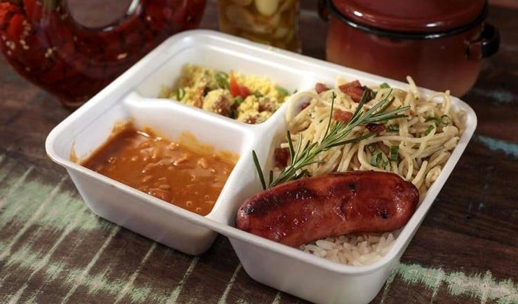 Qual a quantidade de comida para marmitex