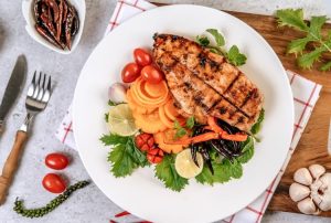 comida fitness com frango