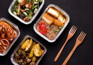 marmitex de isopor ou alumínio