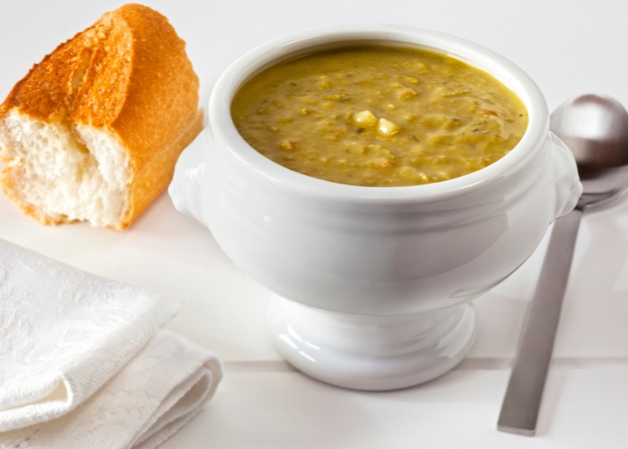 Sopa de ervilha para 50 pessoas Sopa de ervilha para 50 pessoas