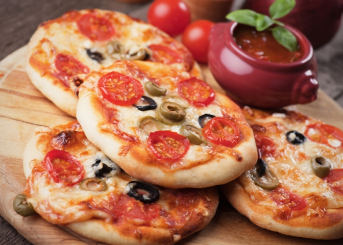 Quantas mini pizza consigo fazer com 1kg de farinha Quantas mini pizza consigo fazer com 1kg de farinha