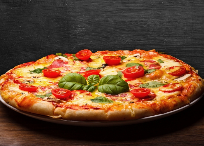 Quanto tempo deixar a pizza no forno