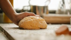 Como fazer pão crescer em dias frios