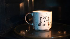 Pode esquentar café no micro-ondas