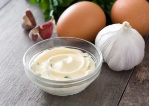 1-kg-de-maionese-serve-quantas-pessoas