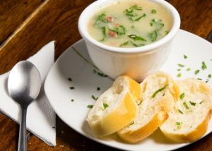 1-kg-de-mandioca-rende-quantos-litros-de-caldo