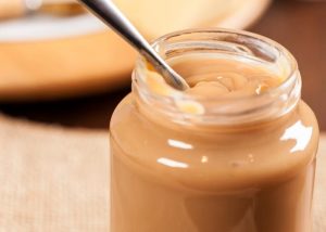 1-litro-de-leite-rende-quanto-de-doce-de-leite