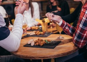 xr:d:DAFYrCAfqE0:8,j:2593044773,t:23012614