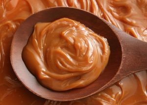 Como-fazer-doce-de-leite-no-microondas-com-2-ingredientes