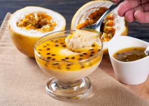 Mousse-de-maracuja-para-50-pessoas