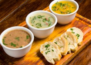 Petisco para acompanhar caldo