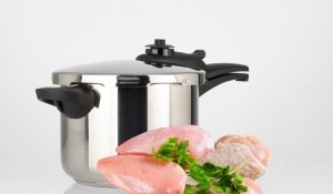 Pode-colocar-frango-congelado-na-panela-de-pressao