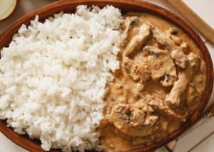 Pode-colocar-requeijao-no-strogonoff