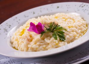 xr:d:DAGA44UWh6U:49,j:7390830799147477658,t:24040412