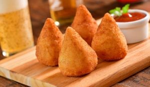 Pode-fritar-coxinha-na-airfryer