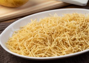 Quanto-de-batata-palha-para-200-cachorros-quentes