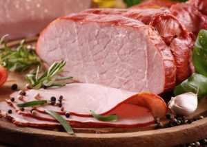 Quanto-tempo-leva-para-assar-um-pernil-no-forno