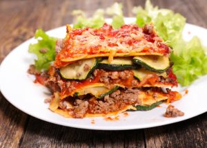 Salada que combina com lasanha: 12 melhores opções Salada-que-combina-com-lasanha