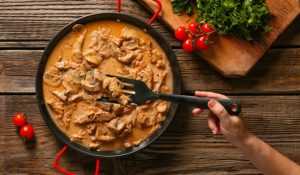 Strogonoff-para-200-pessoas