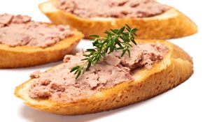 pate-de-salsicha-para-50-pessoas