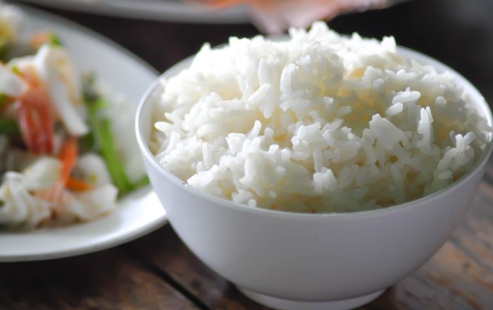 Como aproveitar arroz de ontem que sobrou
