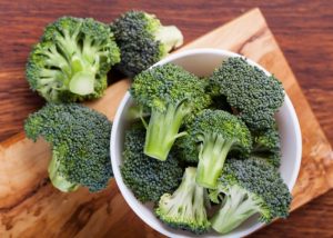 Pode congelar brócolis cru