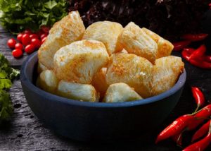 Mandioca frita passada no ovo