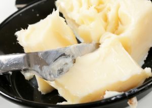 Banha de porco estraga fora da geladeira