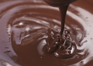 Como derreter chocolate no fogão