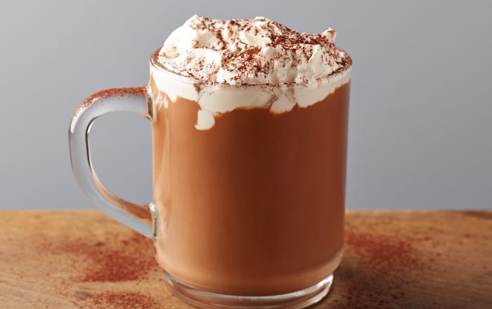 Chocolate quente com 3 ingredientes
