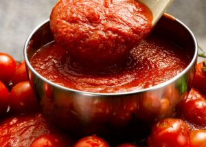 Como fazer molho de tomate com tomate congelado