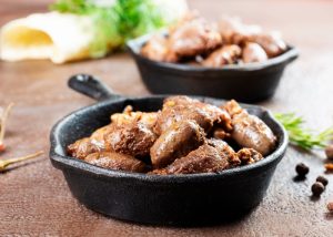 Como temperar coração de galinha para fritar