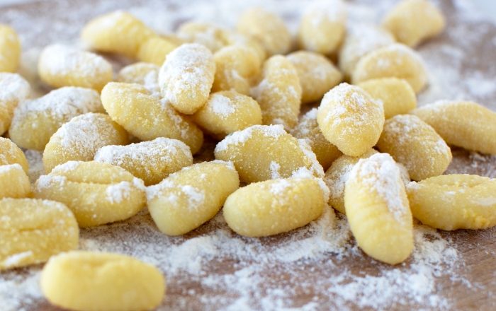 Nhoque de maizena que não precisa cozinhar