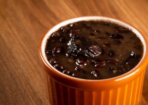 Coloquei açúcar no feijão