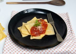 Como cozinhar tortéi congelado