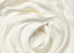 Como engrossar creme branco doce sem maizena