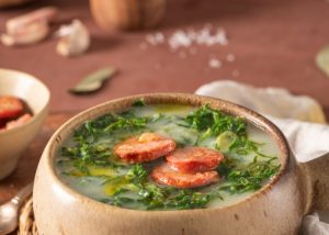 Caldo verde para 40 pessoas