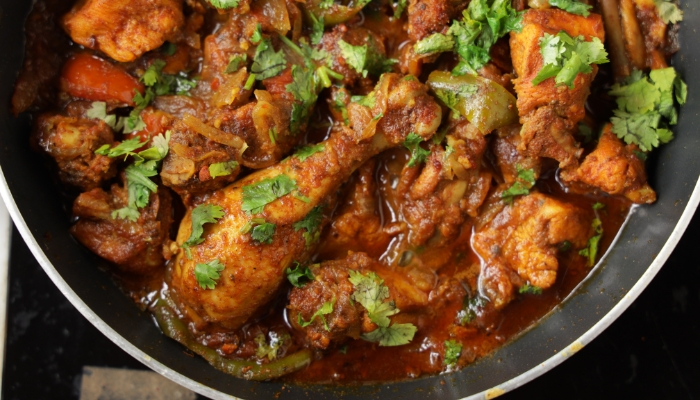 Como cozinhar frango na panela