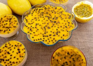 Mousse de maracujá para 10 pessoas