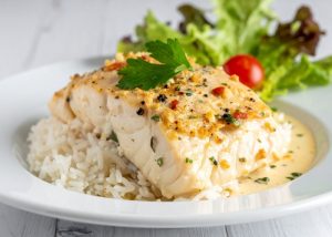 O que acompanha bacalhau no almoço