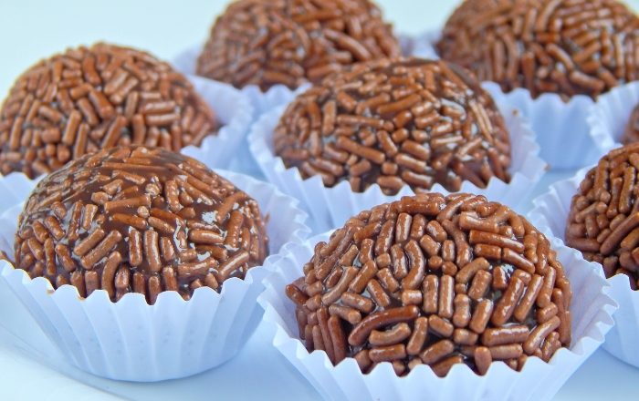 Por que colocar manteiga no brigadeiro