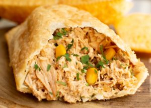 Massa de pastel abrindo