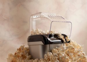 Pode colocar manteiga na pipoqueira elétrica