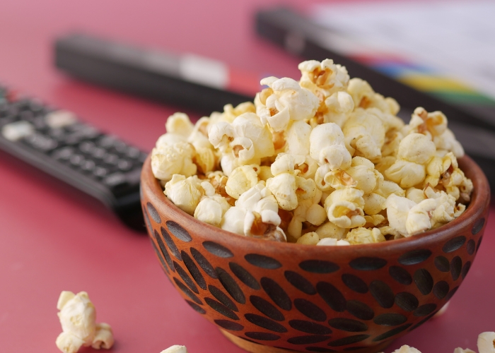 Pode colocar manteiga na pipoqueira