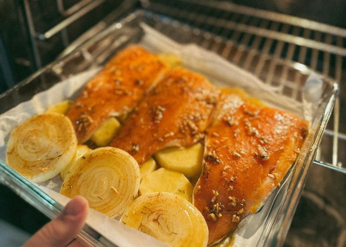 Qual a temperatura para assar um peixe no forno