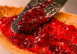 Como engrossar geleia de morango