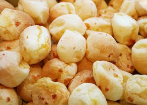 Por que o pão de queijo não cresce